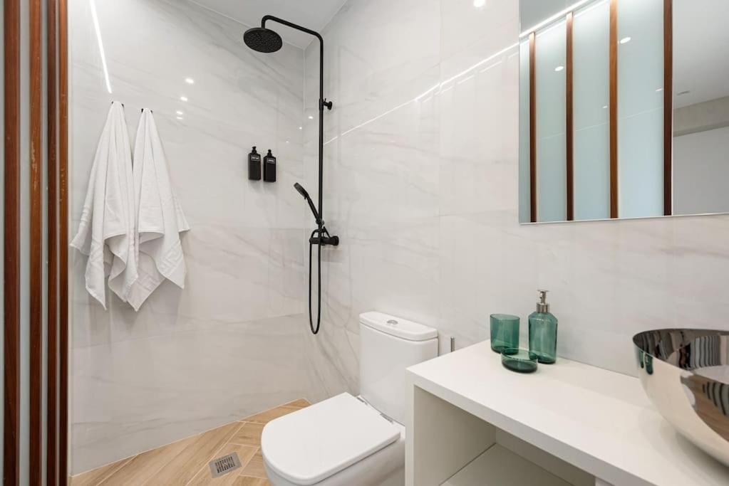Mota Downtown And Commercial Area * Malaga