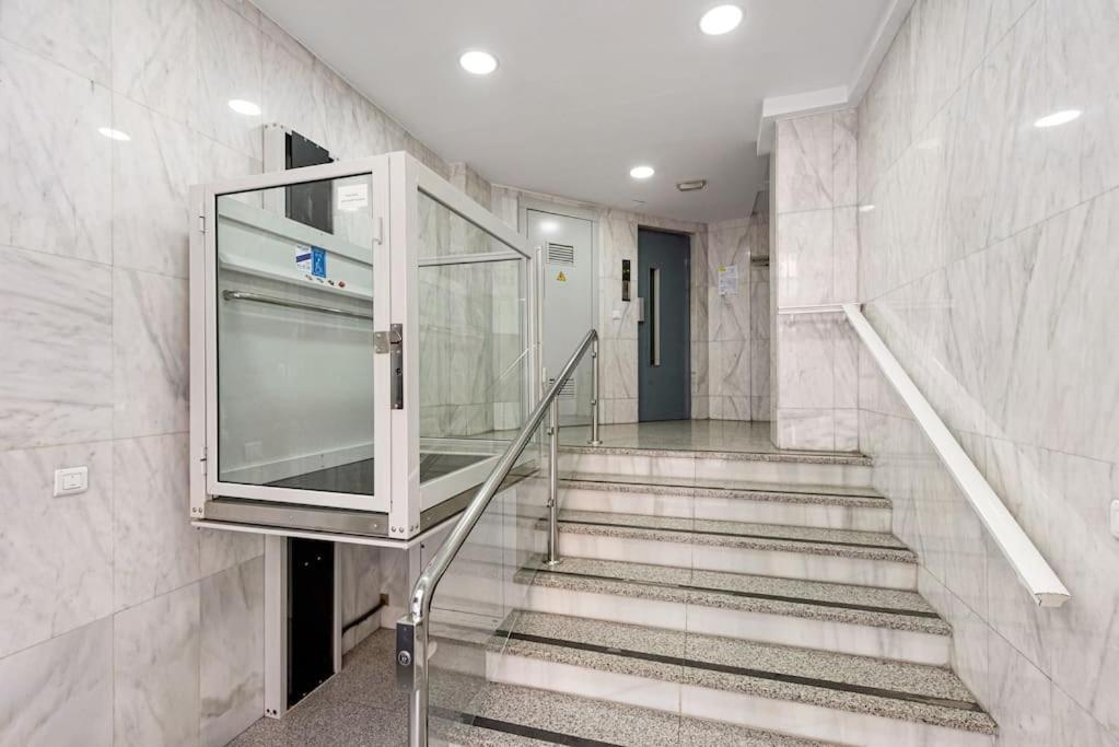 Apartment Mota Downtown And Commercial Area *